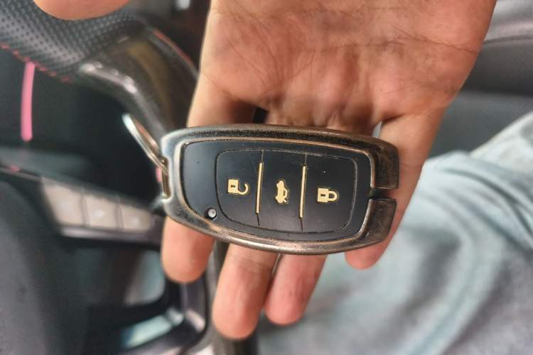 Used Hyundai Mistra 2014 1.8L Automatic Smart GLS Vehicle Key