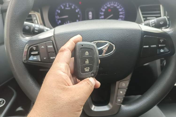 Used Hyundai Mistra 2014 1.8L Automatic Smart GLS Vehicle Key