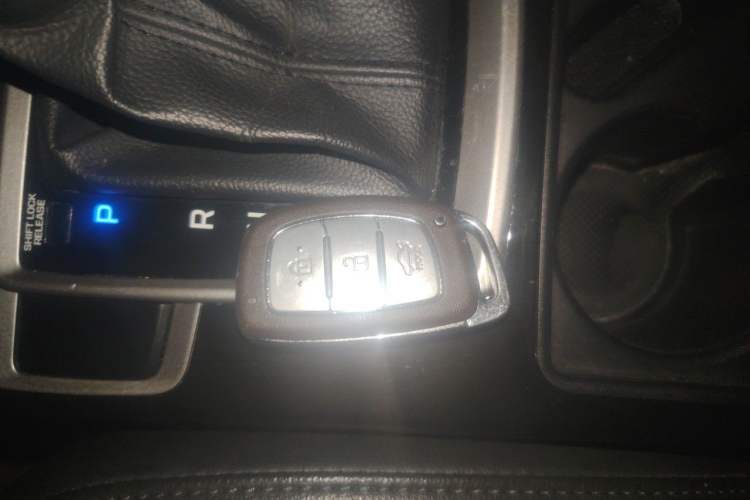 Used Hyundai Mistra 2014 1.8L Automatic Smart GLS Vehicle Key