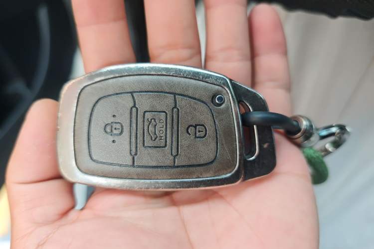 Used Hyundai Mistra 2014 1.8L Automatic Smart GLS Vehicle Key
