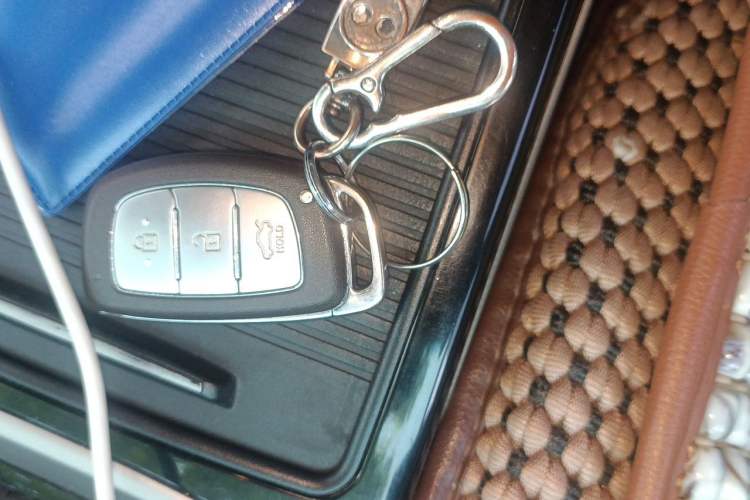 Used Hyundai Mistra 2014 1.8L Automatic Smart GLS Vehicle Key