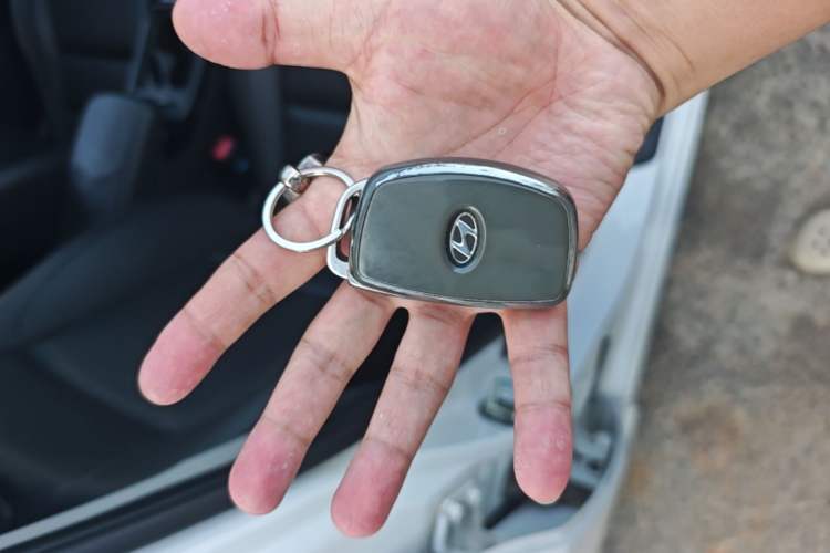 Used Hyundai Mistra 2014 1.8L Automatic Smart GLS Vehicle Key