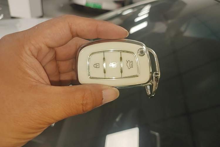 Used Hyundai Mistra 2014 1.8L Automatic Deluxe DLX Model Vehicle Key