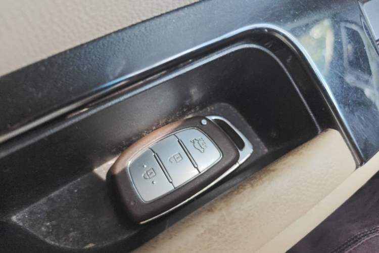 Used Hyundai Mistra 2014 1.8L Automatic Deluxe DLX Model Vehicle Key