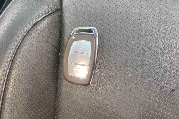 Used Hyundai Mistra 2014 1.8L Automatic Deluxe DLX Model Vehicle Key
