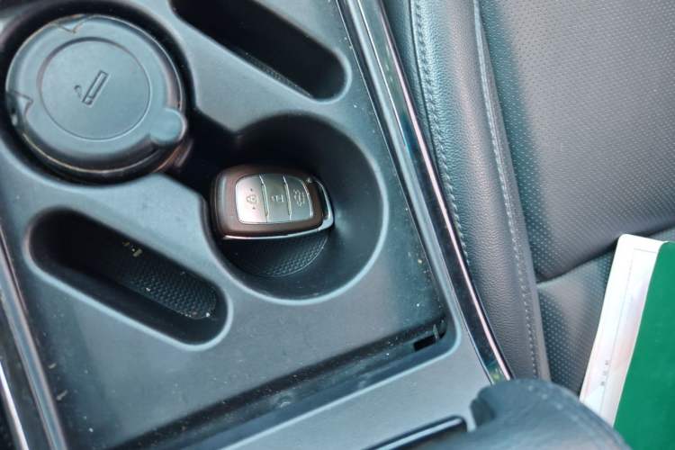 Used Hyundai Mistra 2014 1.8L Automatic Smart GLS Vehicle Key