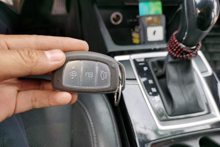 Used Hyundai Mistra 2014 1.8L Automatic Smart GLS Vehicle Key