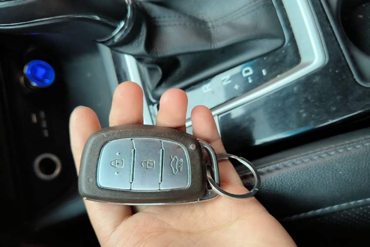 Used Hyundai Mistra 2014 1.8L Automatic Deluxe DLX Model Vehicle Key
