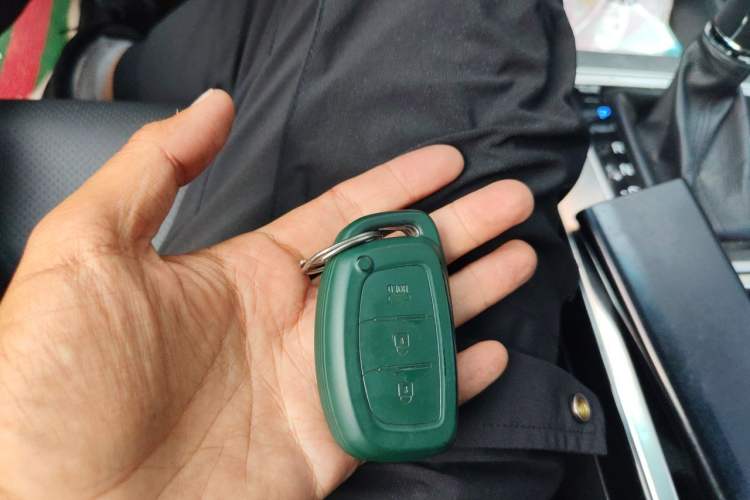 Used Hyundai Mistra 2014 1.8L Automatic Deluxe DLX Model Vehicle Key