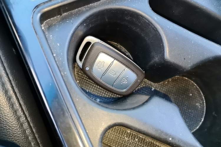 Used Hyundai Mistra 2014 1.8L Automatic Deluxe DLX Model Vehicle Key