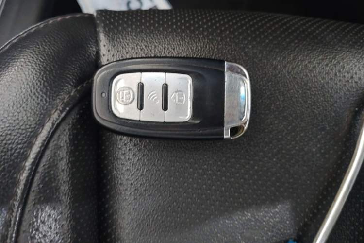 Used Hyundai Mistra 2014 1.8L Automatic Deluxe DLX Model Vehicle Key