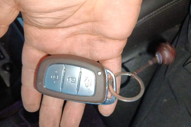 Used Hyundai Mistra 2014 1.8L Automatic Smart GLS Vehicle Key