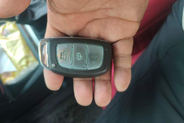 Used Hyundai Mistra 2014 1.8L Automatic Deluxe DLX Model Vehicle Key