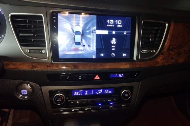 Used Hyundai Mistra 2014 1.8L Automatic Deluxe DLX Model Audio And AC Panel