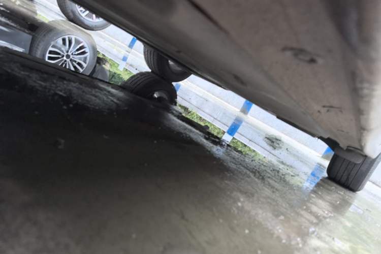 Used Hyundai Mistra 2014 1.8L Automatic Smart GLS Chassis Front Left