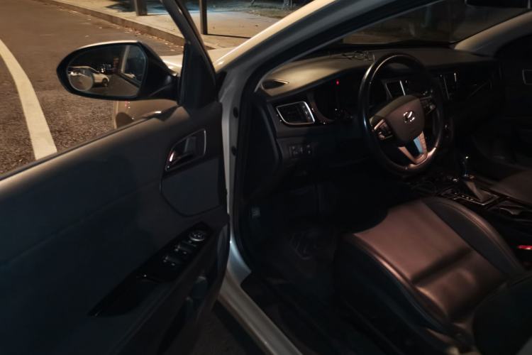 Used Hyundai Mistra 2014 1.8L Automatic Smart GLS Driver Seat