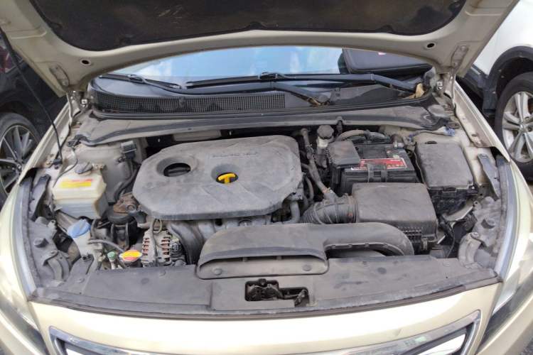 Used Hyundai Mistra 2014 1.8L Automatic Deluxe DLX Model Engine Bay