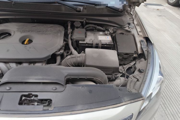 Used Hyundai Mistra 2014 1.8L Automatic Smart GLS Engine Bay Left