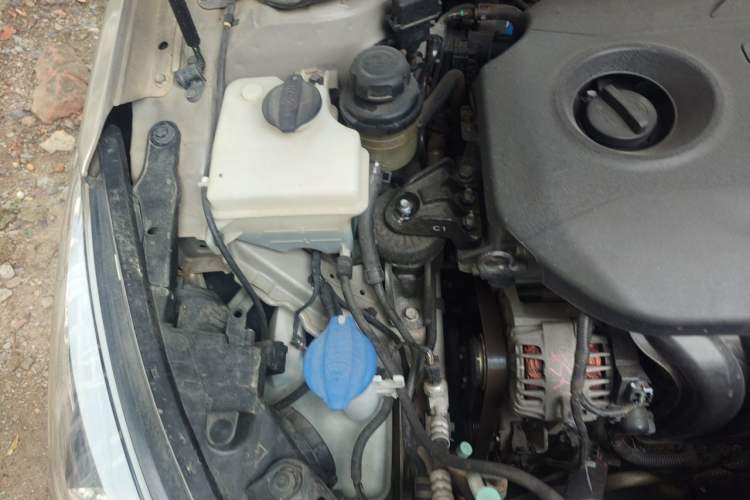 Used Hyundai Mistra 2014 1.8L Automatic Smart GLS Engine Bay Right