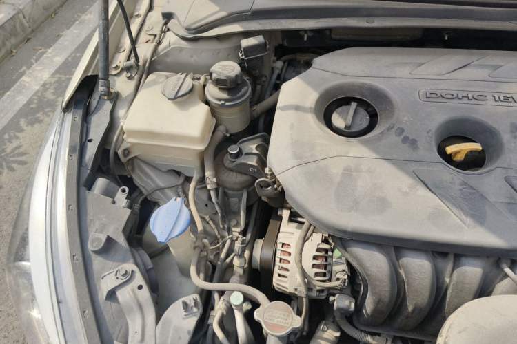 Used Hyundai Mistra 2014 1.8L Automatic Smart GLS Engine Bay Right