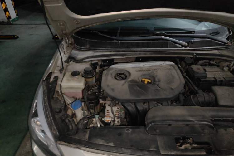 Used Hyundai Mistra 2014 1.8L Automatic Smart GLS Engine Bay Right