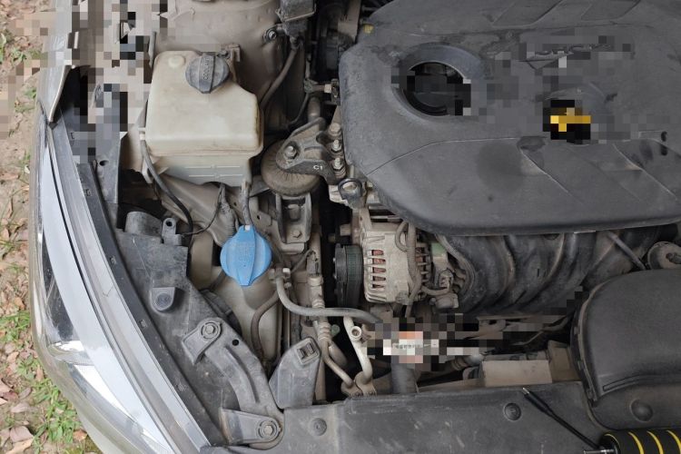 Used Hyundai Mistra 2014 1.8L Automatic Deluxe DLX Model Engine Bay Right