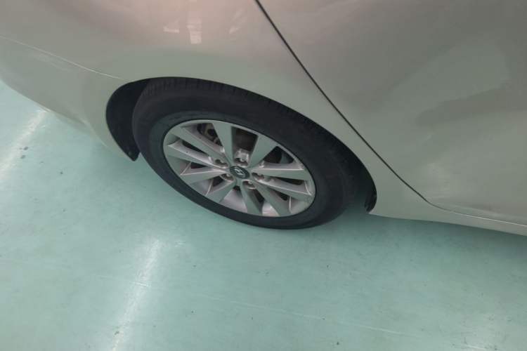 Used Hyundai Mistra 2014 1.8L Automatic Smart GLS Exterior 2