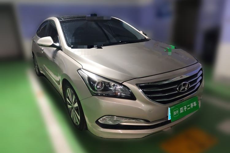Used Hyundai Mistra 2014 1.8L Automatic Deluxe DLX Model Front Right 45 Deg