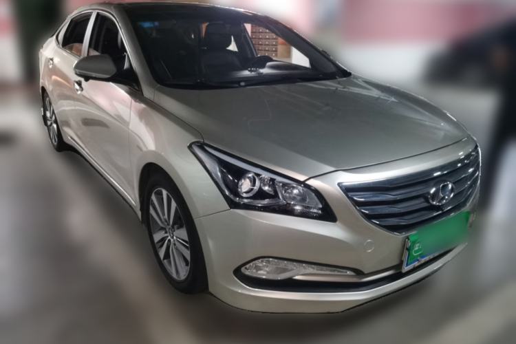 Used Hyundai Mistra 2014 1.8L Automatic Deluxe DLX Model Front Right 45 Deg