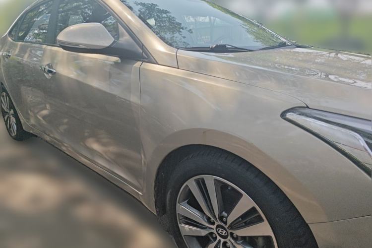 Used Hyundai Mistra 2014 1.8L Automatic Deluxe DLX Model Front Right 45 Deg