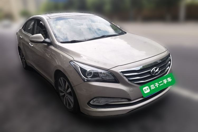 Used Hyundai Mistra 2014 1.8L Automatic Deluxe DLX Model Front Right 45 Deg