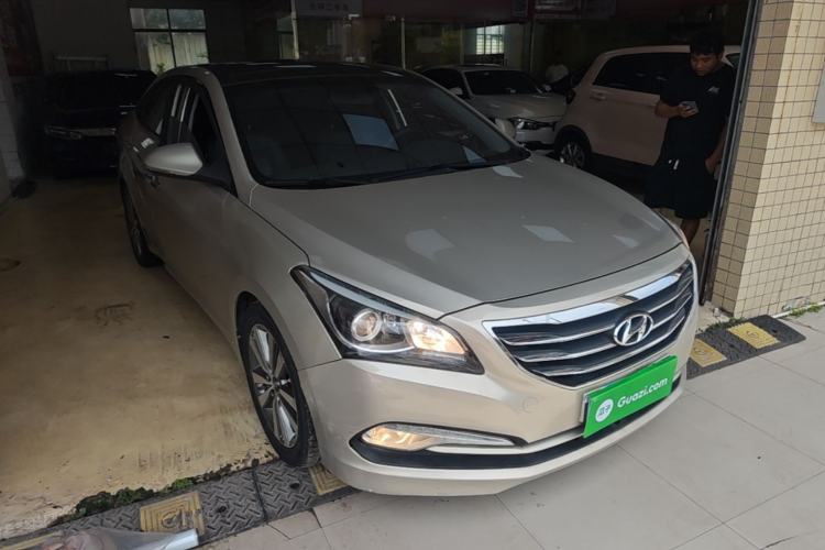 Used Hyundai Mistra 2014 1.8L Automatic Deluxe DLX Model Front Right 45 Deg