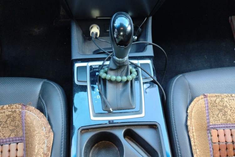 Used Hyundai Mistra 2014 1.8L Automatic Deluxe DLX Model Gear Lever