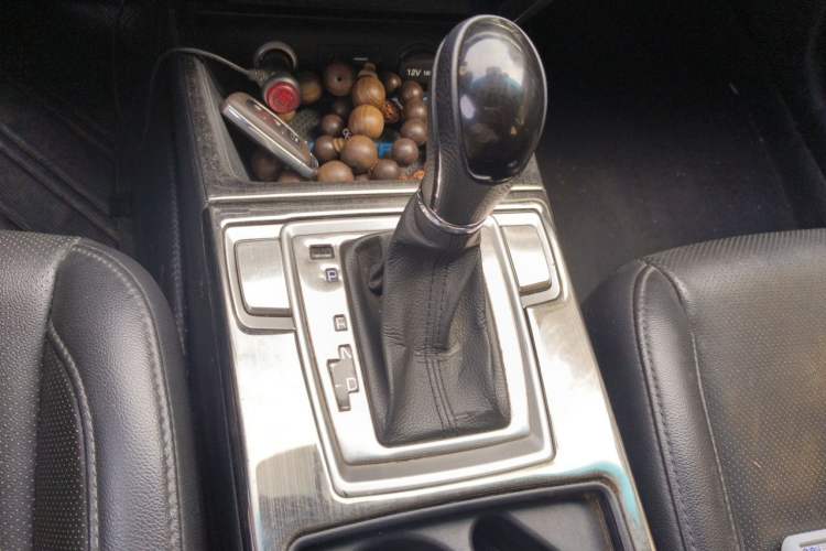 Used Hyundai Mistra 2014 1.8L Automatic Smart GLS Gear Lever