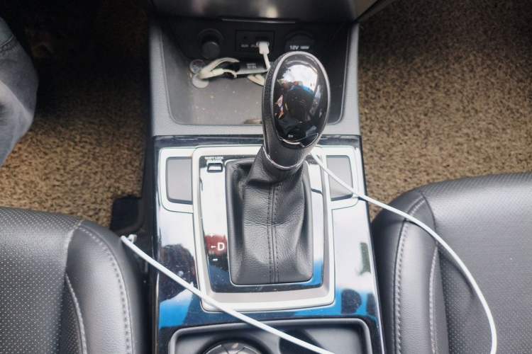 Used Hyundai Mistra 2014 1.8L Automatic Smart GLS Gear Lever