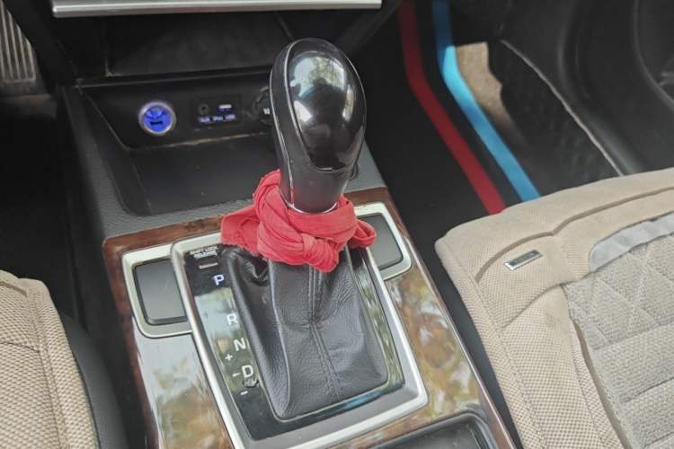 Used Hyundai Mistra 2014 1.8L Automatic Deluxe DLX Model Gear Lever