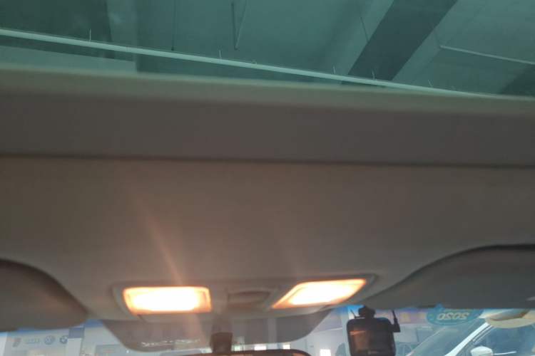 Used Hyundai Mistra 2014 1.8L Automatic Smart GLS Headliner