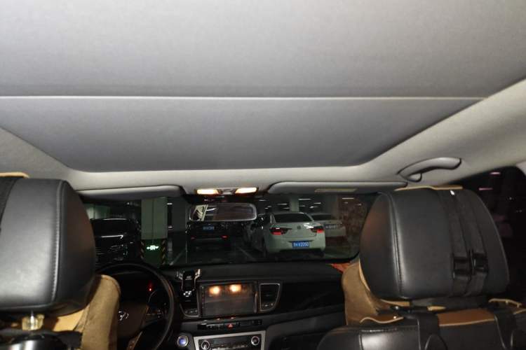 Used Hyundai Mistra 2014 1.8L Automatic Deluxe DLX Model Headliner