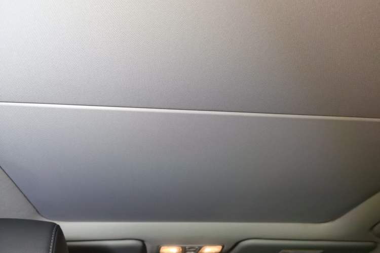 Used Hyundai Mistra 2014 1.8L Automatic Deluxe DLX Model Headliner