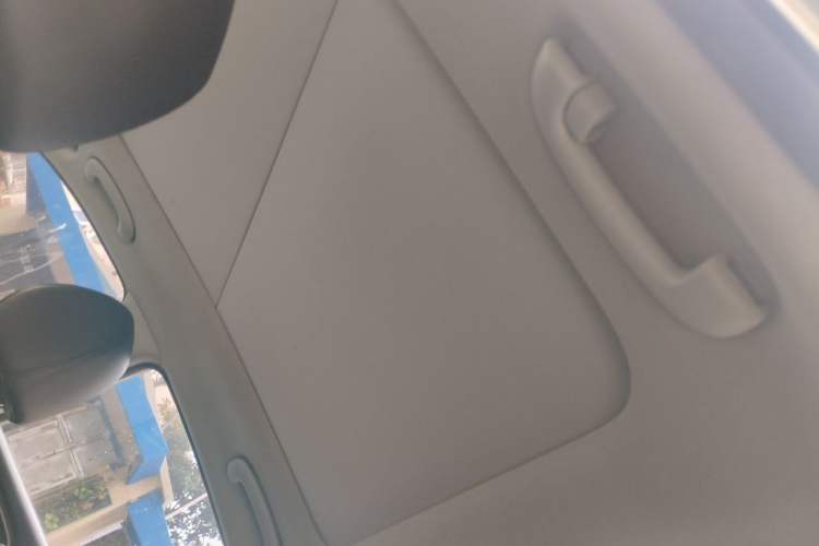 Used Hyundai Mistra 2014 1.8L Automatic Smart GLS Headliner