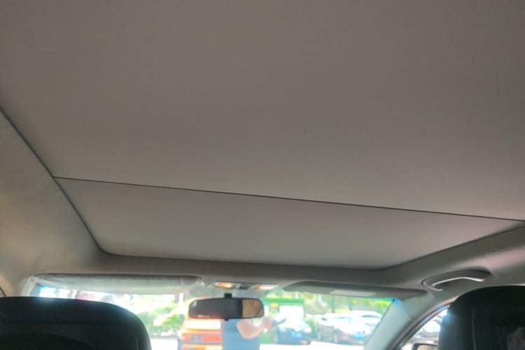 Used Hyundai Mistra 2014 1.8L Automatic Deluxe DLX Model Headliner