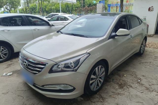 Hyundai Mistra 2014 1.8L Automatic Deluxe DLX Model usado