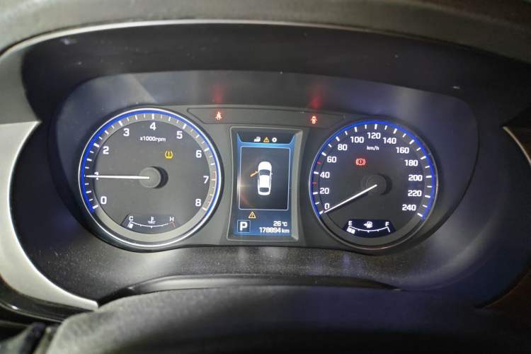 Used Hyundai Mistra 2014 1.8L Automatic Deluxe DLX Model Instrument Cluster
