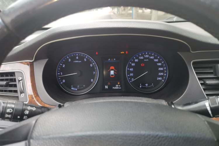 Used Hyundai Mistra 2014 1.8L Automatic Deluxe DLX Model Instrument Cluster