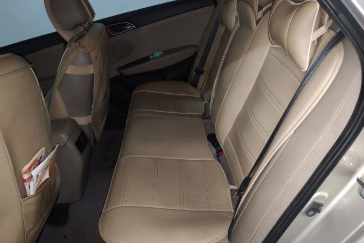 Used Hyundai Mistra 2014 1.8L Automatic Deluxe DLX Model Interior 4