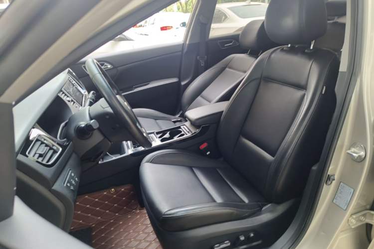 Used Hyundai Mistra 2014 1.8L Automatic Deluxe DLX Model Left Front Seat