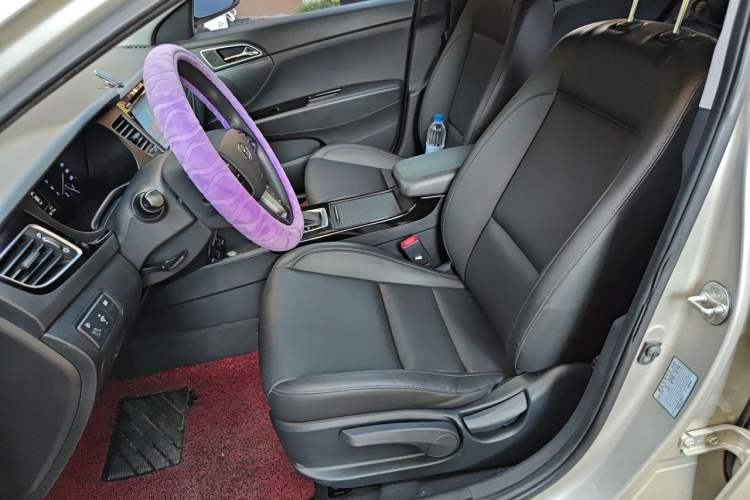 Used Hyundai Mistra 2014 1.8L Automatic Smart GLS Left Front Seat
