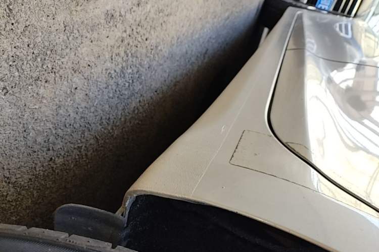 Used Hyundai Mistra 2014 1.8L Automatic Smart GLS Left Side Sill