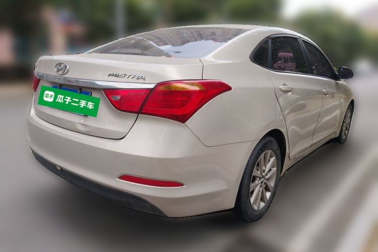 Used Hyundai Mistra 2014 1.8L Manual Comfort GL Model Rear Right 45 Deg