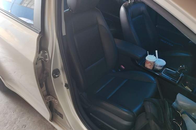 Used Hyundai Mistra 2014 1.8L Automatic Deluxe DLX Model Right Front Seat